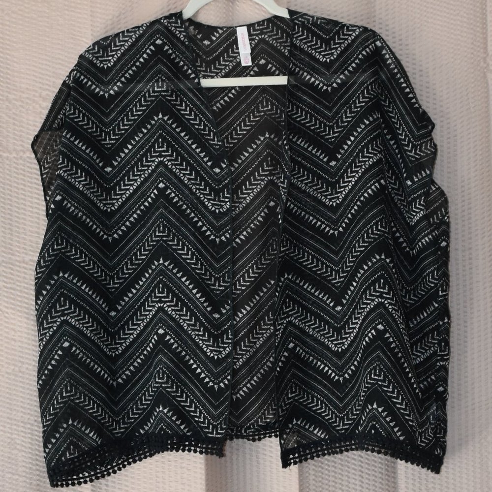 USED - Xhilaration Vest L